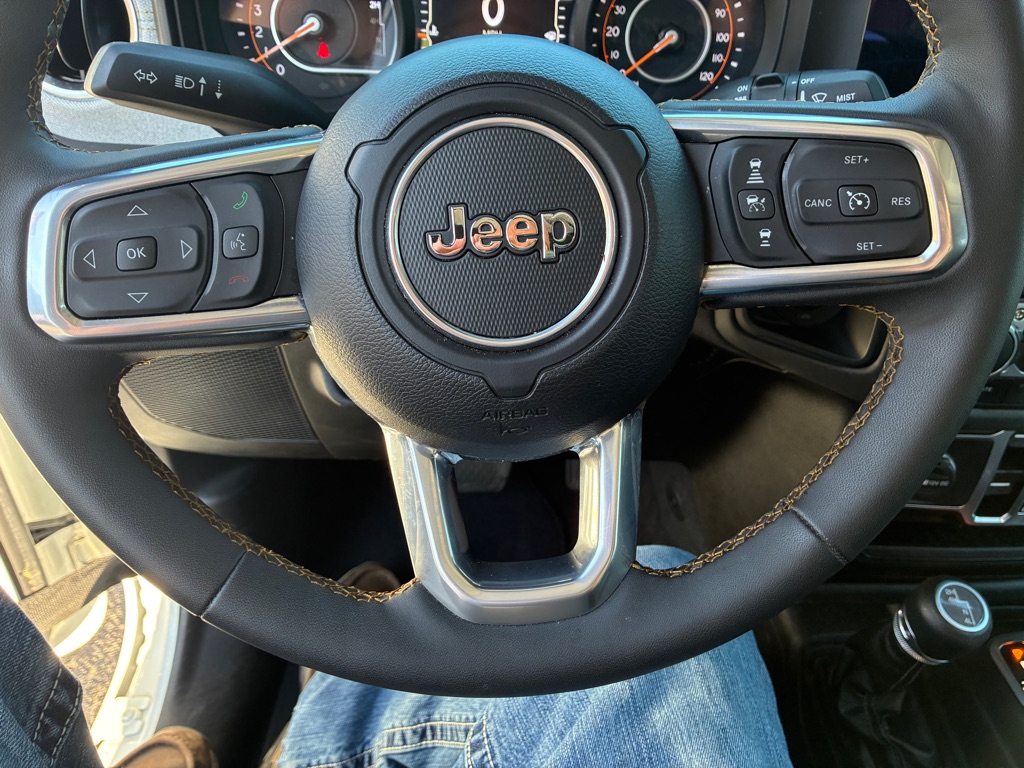 Photo 29 of this JEEP WRANGLER