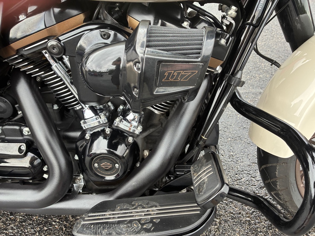 Photo 7 of this HARLEY DAVIDSON STREET GLIDE SP