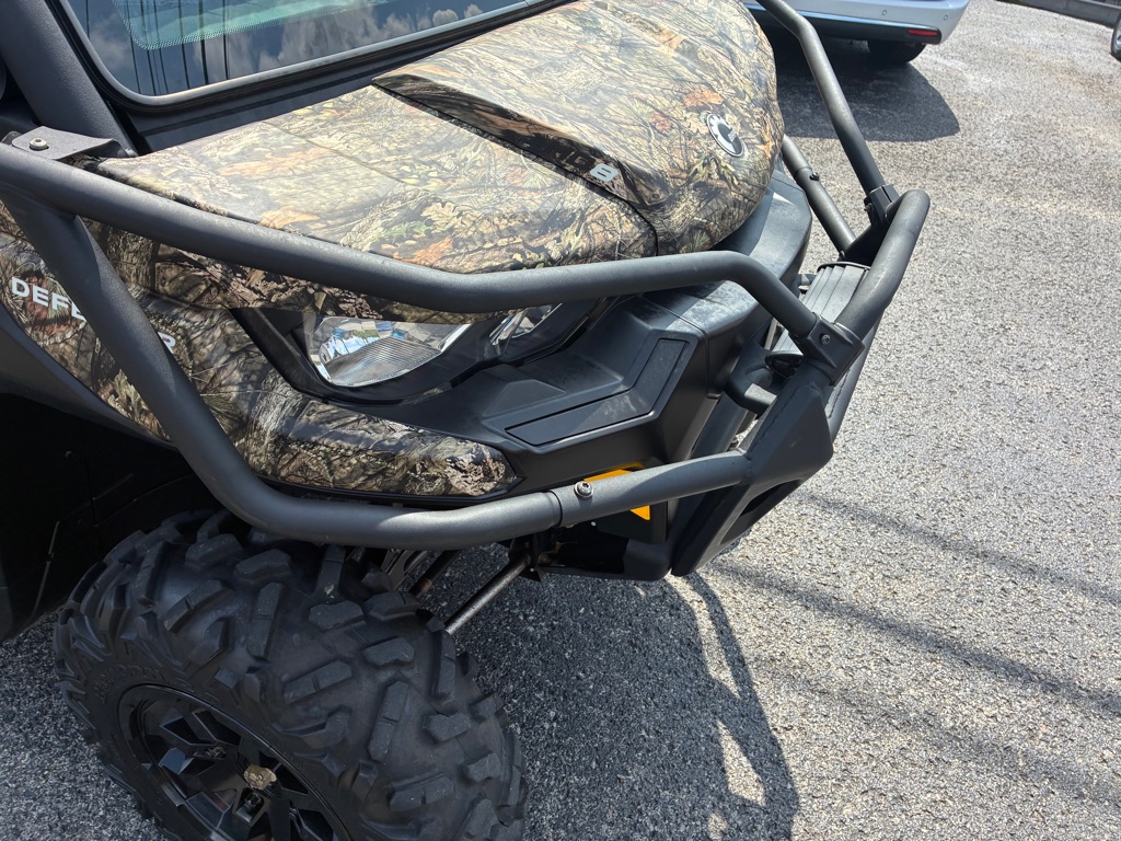 Photo 26 of this CAN AM DEFENDER