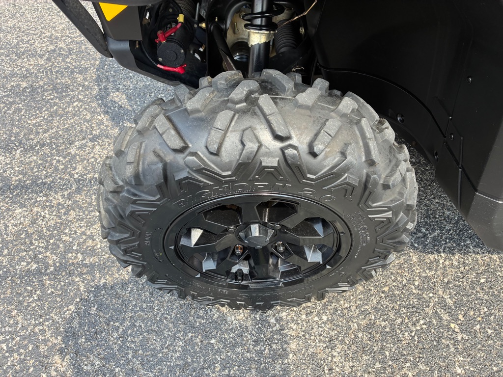 Photo 19 of this CAN AM DEFENDER