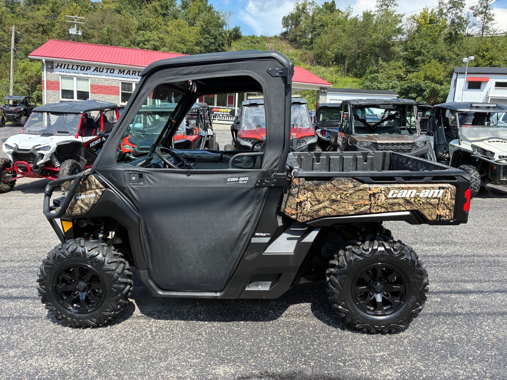 Photo 3 of this CAN AM DEFENDER