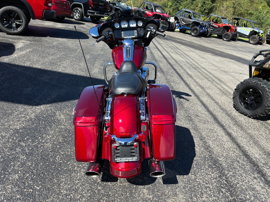 Photo 4 of this HARLEY DAVIDSON STREET GLIDE SP