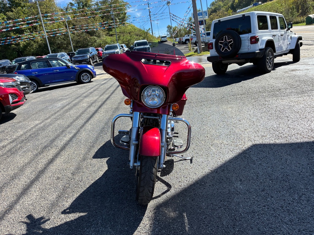Photo 2 of this HARLEY DAVIDSON STREET GLIDE SP