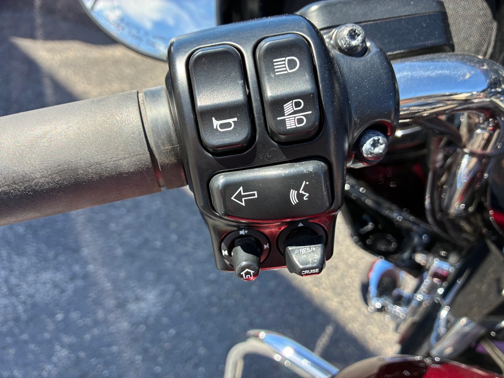 Photo 14 of this HARLEY DAVIDSON STREET GLIDE SP