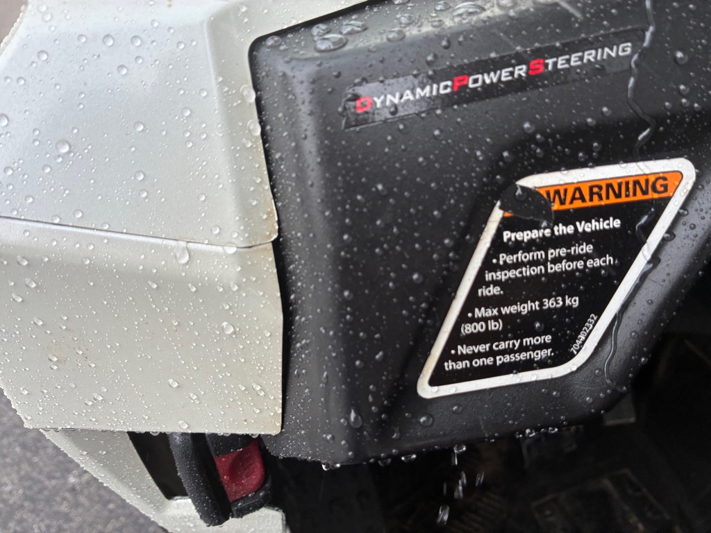 Photo 14 of this CAN AM COMMANDER 1000R