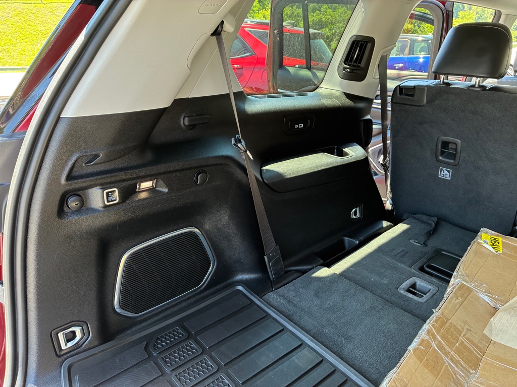Photo 10 of this JEEP GRAND CHEROKEE