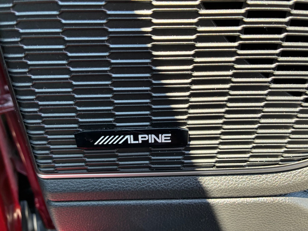Photo 14 of this JEEP GRAND CHEROKEE