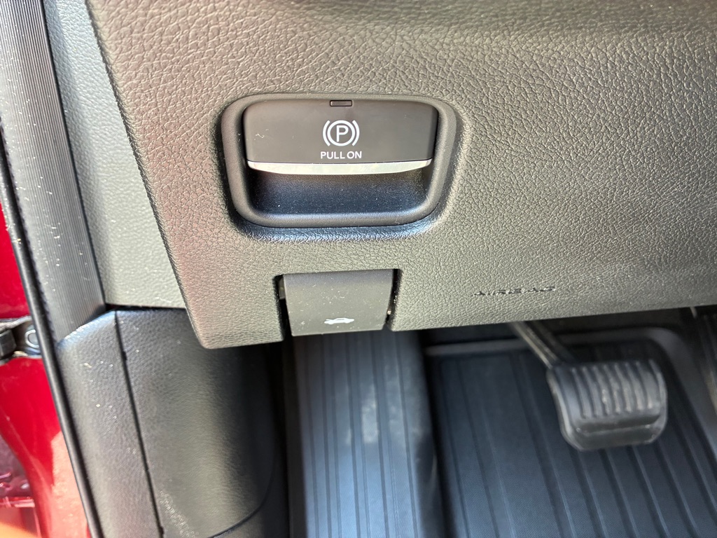 Photo 39 of this JEEP GRAND CHEROKEE