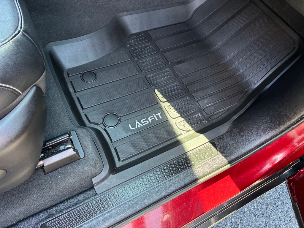 Photo 15 of this JEEP GRAND CHEROKEE