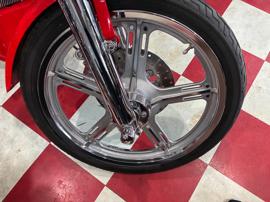 Photo 11 of this HARLEY DAVIDSON SWITCHBLADE