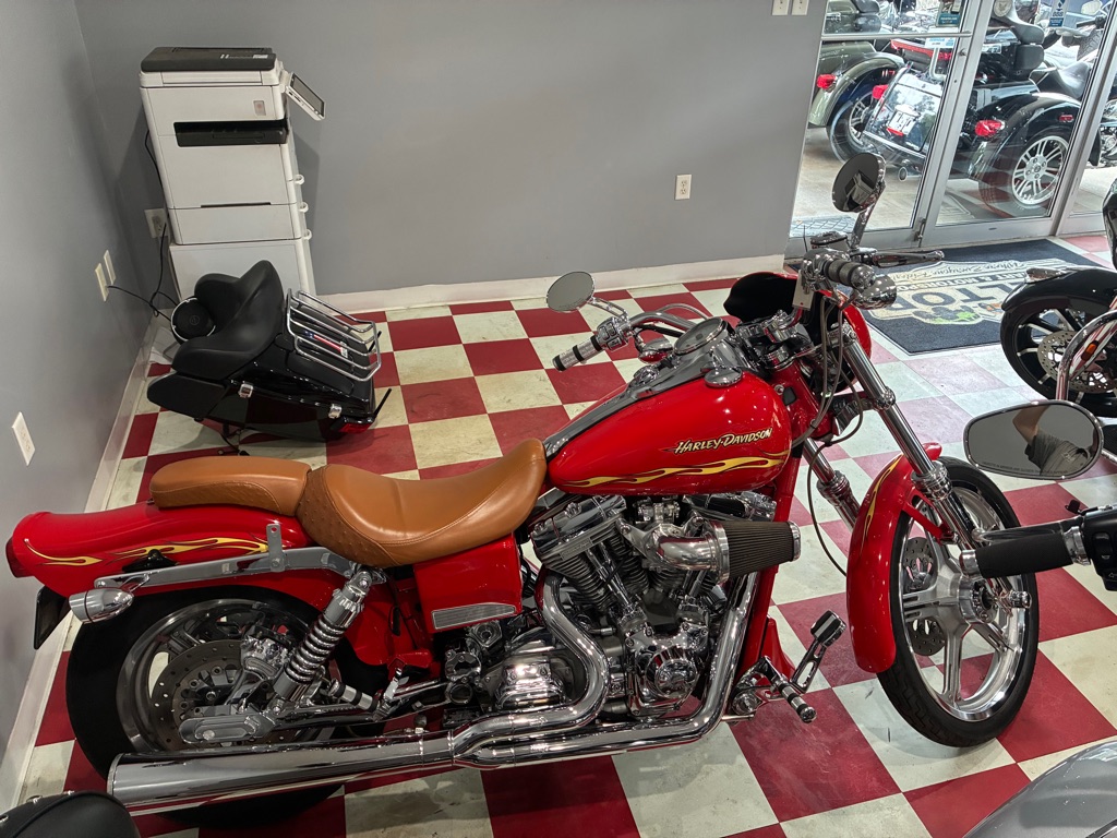 Photo 2 of this HARLEY DAVIDSON SWITCHBLADE