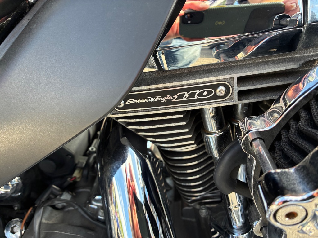 Photo 14 of this HARLEY DAVIDSON ROAD GLIDE