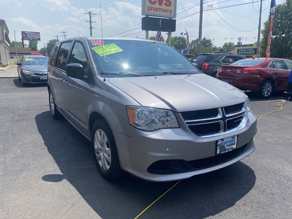Photo 3 of this DODGE GRAND CARAVAN