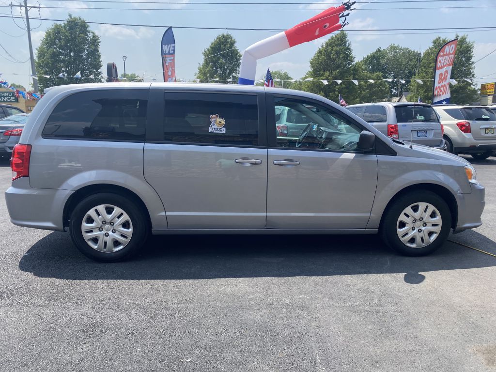 Photo 4 of this DODGE GRAND CARAVAN