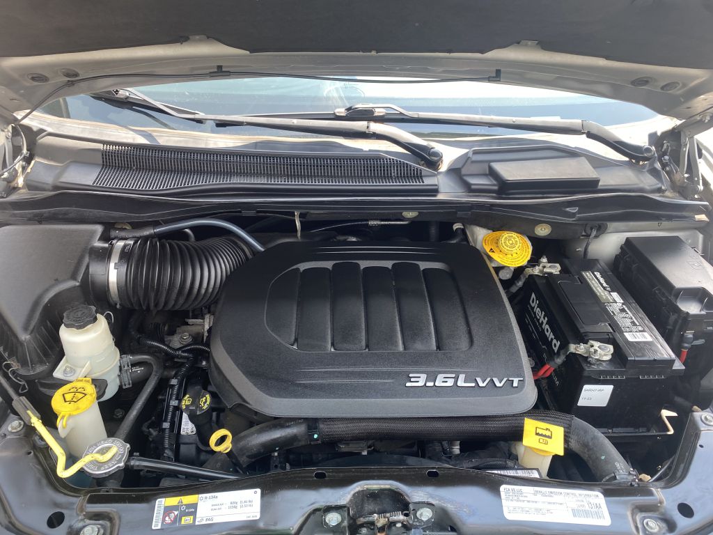 Photo 25 of this DODGE GRAND CARAVAN