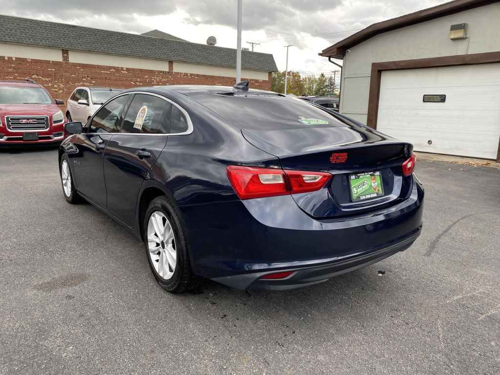 Photo 7 of this CHEVROLET MALIBU