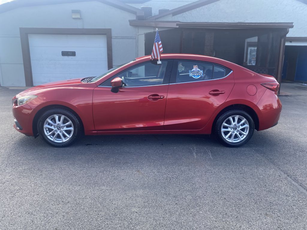 Photo 8 of this MAZDA 3