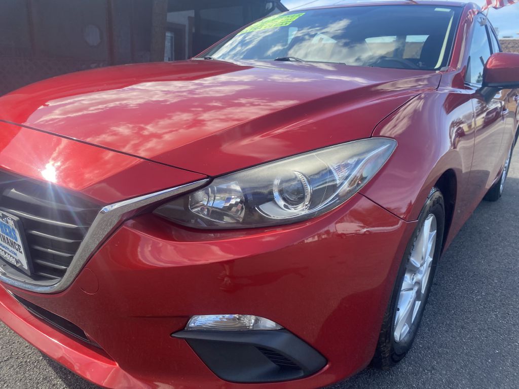Photo 24 of this MAZDA 3