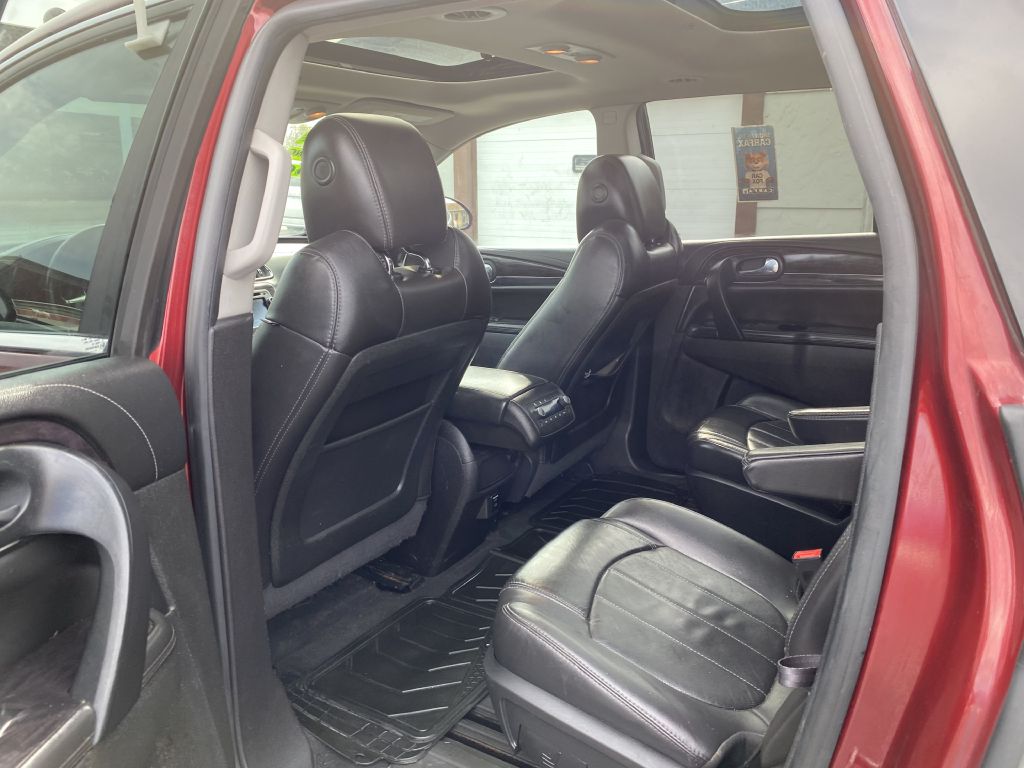 Photo 15 of this BUICK ENCLAVE