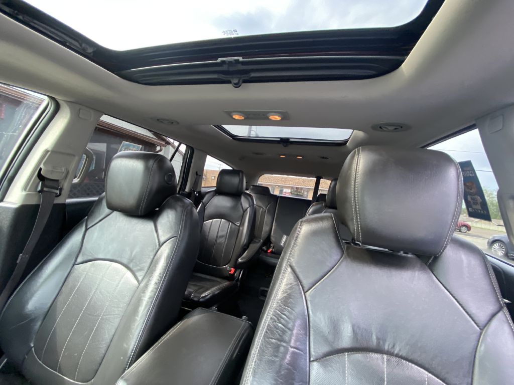 Photo 20 of this BUICK ENCLAVE