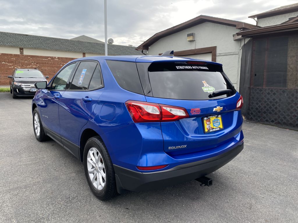Photo 7 of this CHEVROLET EQUINOX