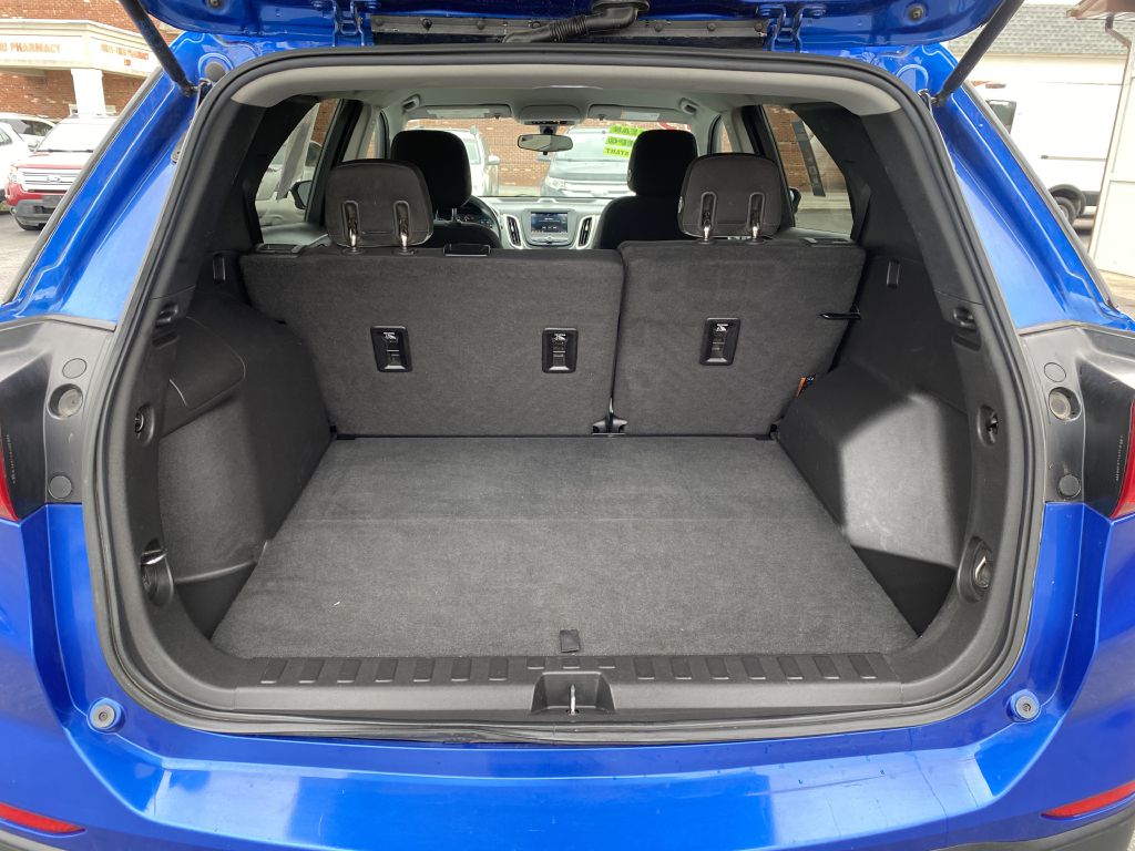 Photo 16 of this CHEVROLET EQUINOX