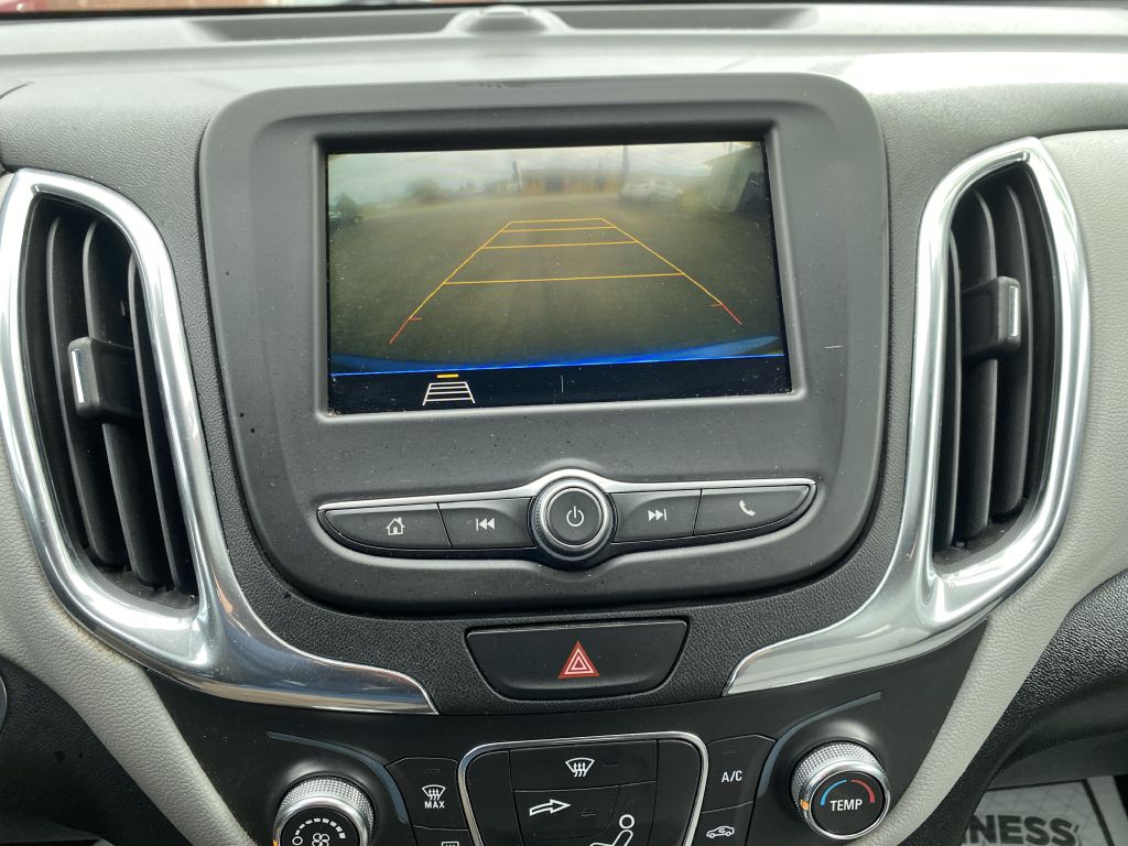 Photo 27 of this CHEVROLET EQUINOX