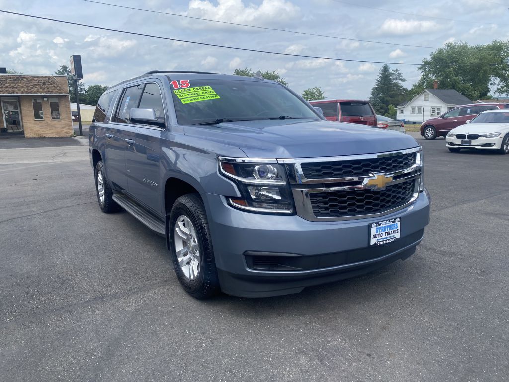Photo 3 of this CHEVROLET SUBURBAN