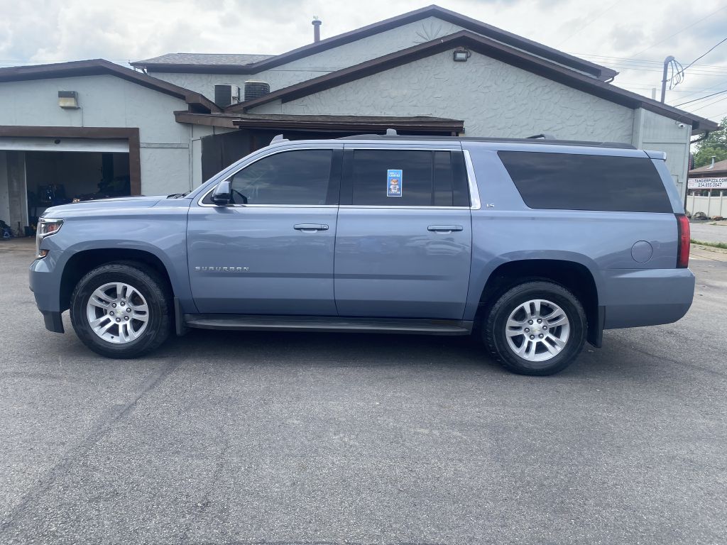Photo 8 of this CHEVROLET SUBURBAN