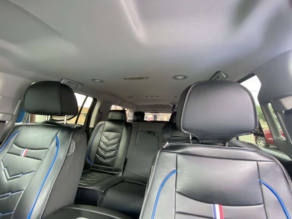 Photo 20 of this CHEVROLET SUBURBAN