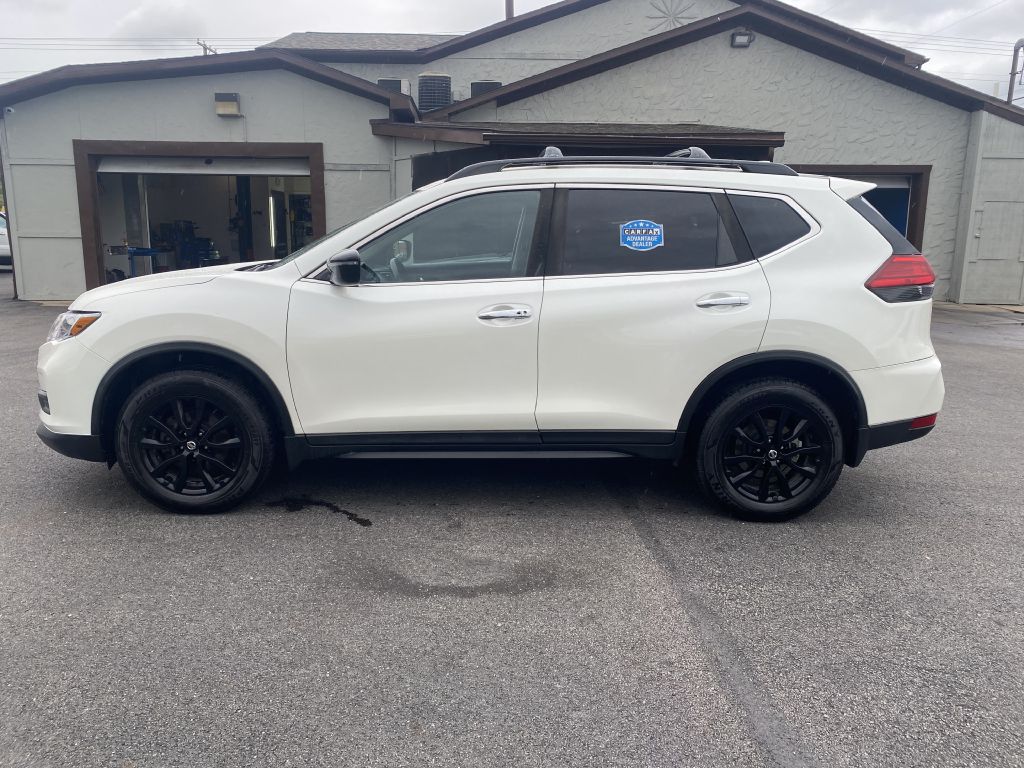 Photo 8 of this NISSAN ROGUE
