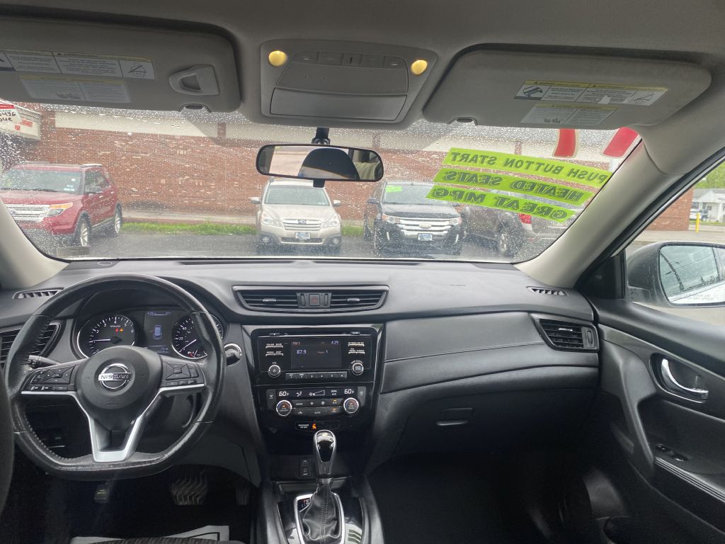 Photo 9 of this NISSAN ROGUE