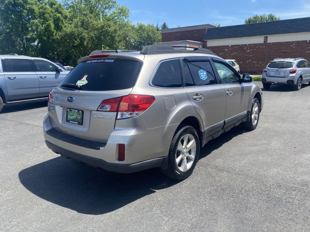 Photo 5 of this SUBARU OUTBACK
