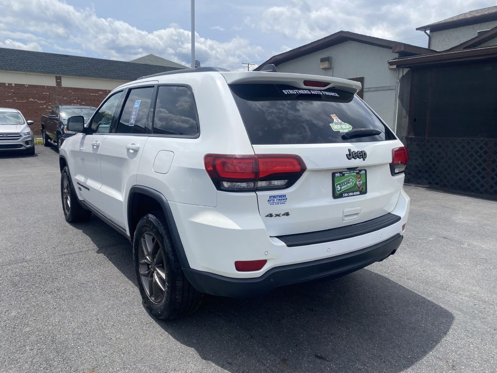 Photo 7 of this JEEP GRAND CHEROKEE