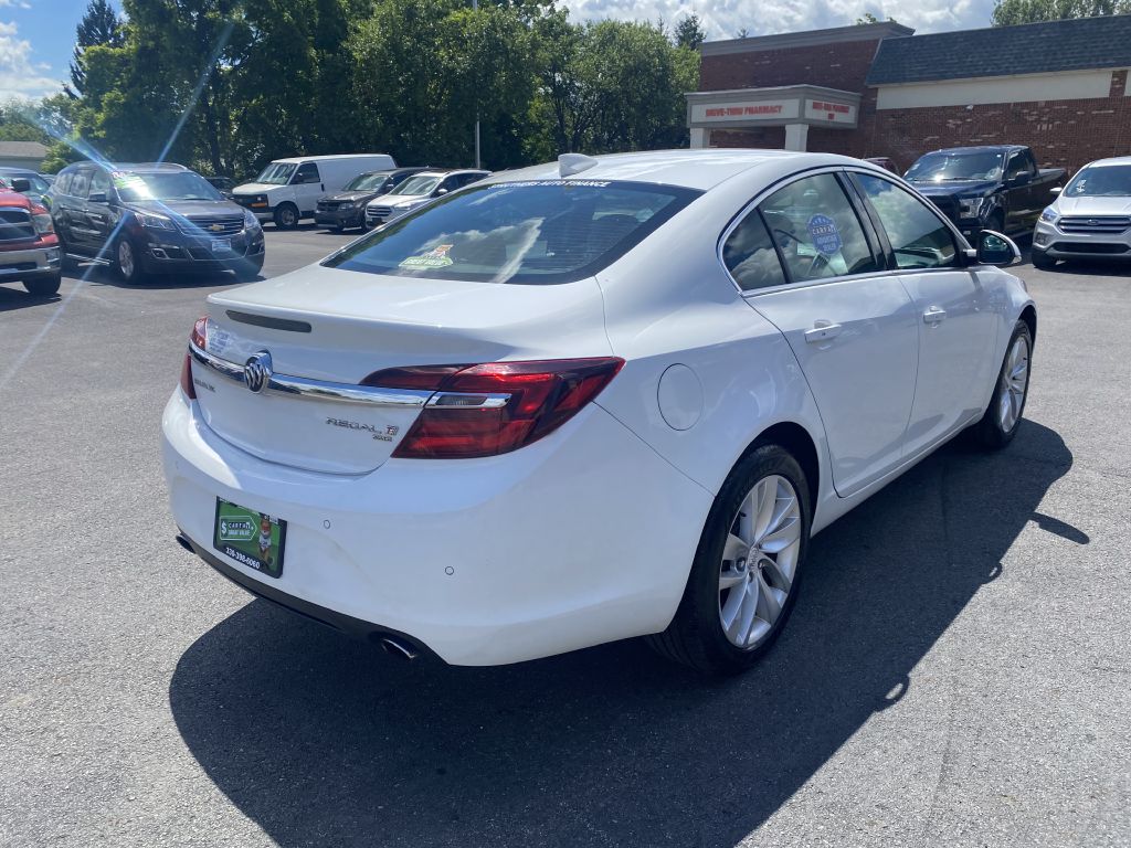 Photo 5 of this BUICK REGAL