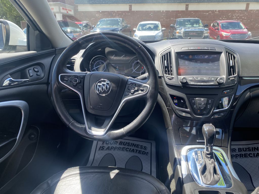 Photo 10 of this BUICK REGAL