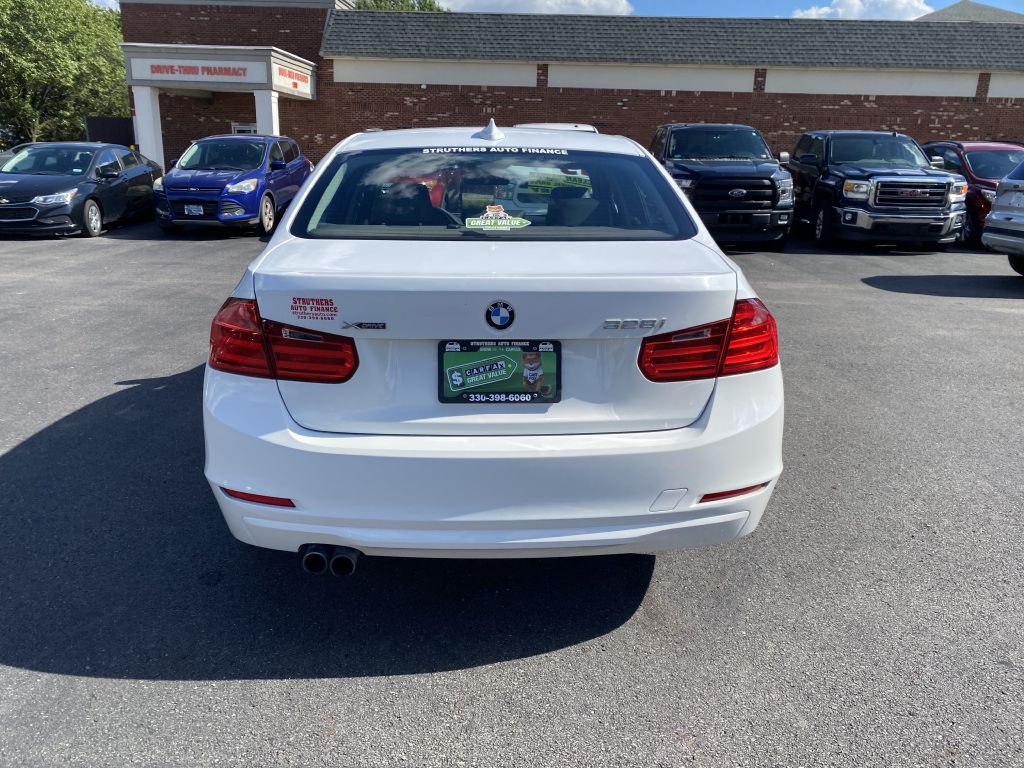 Photo 6 of this BMW 328