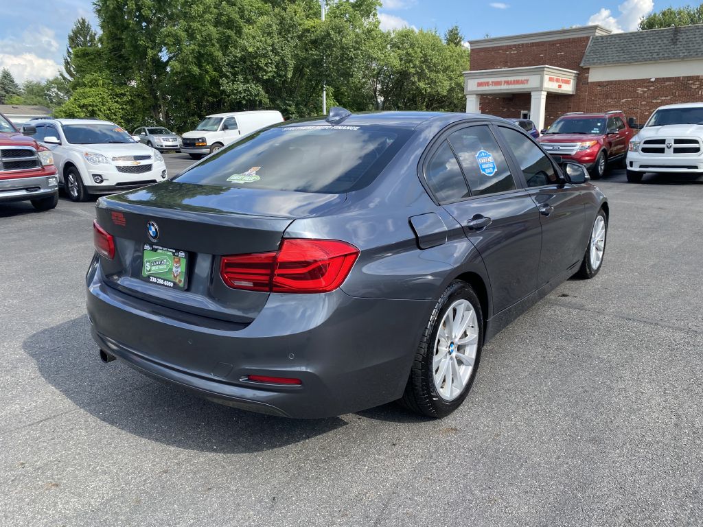 Photo 5 of this BMW 320