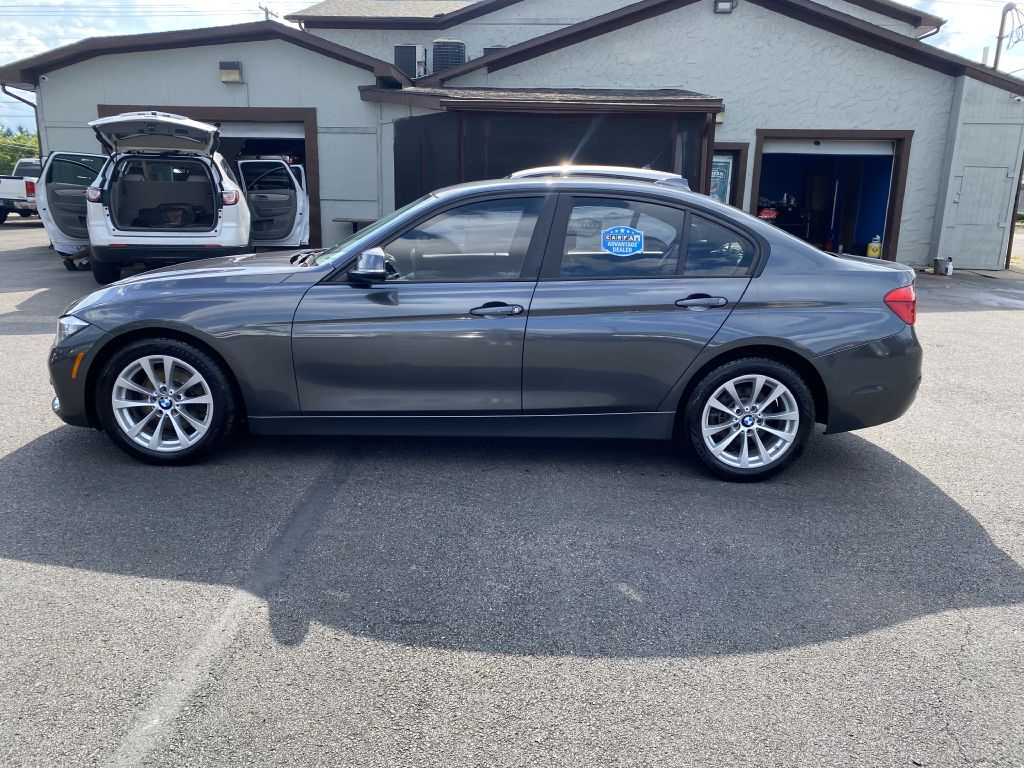 Photo 8 of this BMW 320