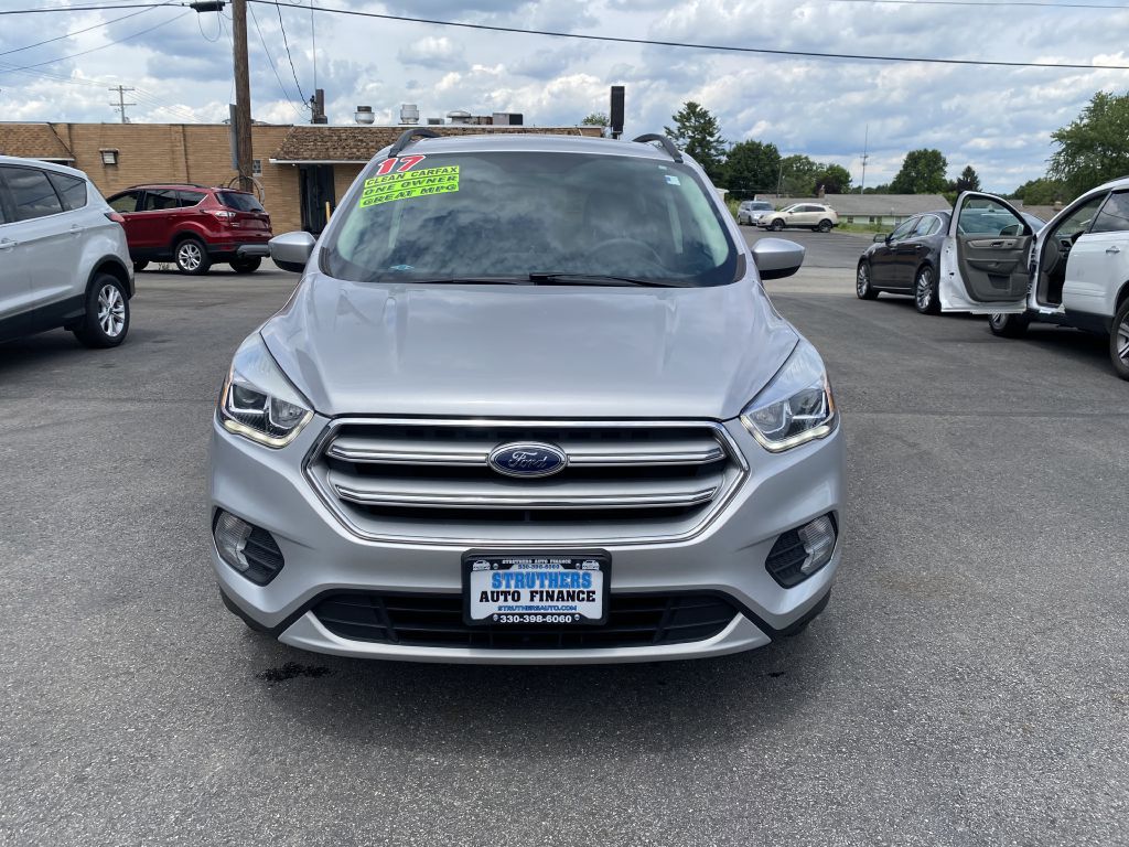 Photo 2 of this FORD ESCAPE