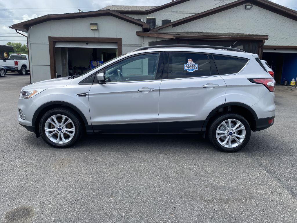 Photo 8 of this FORD ESCAPE