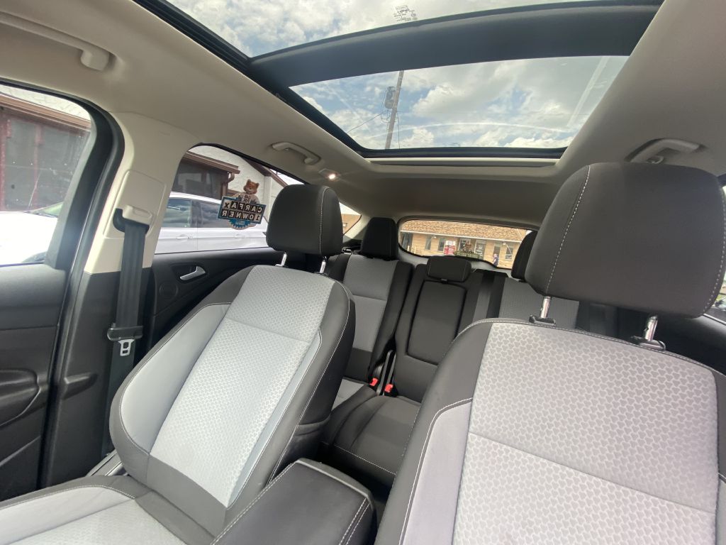 Photo 19 of this FORD ESCAPE