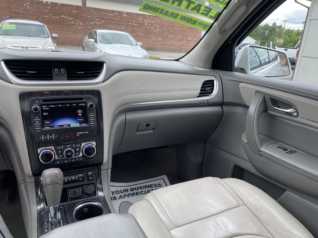 Photo 11 of this CHEVROLET TRAVERSE