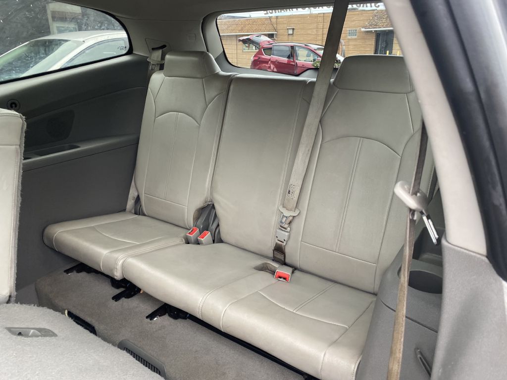 Photo 16 of this CHEVROLET TRAVERSE
