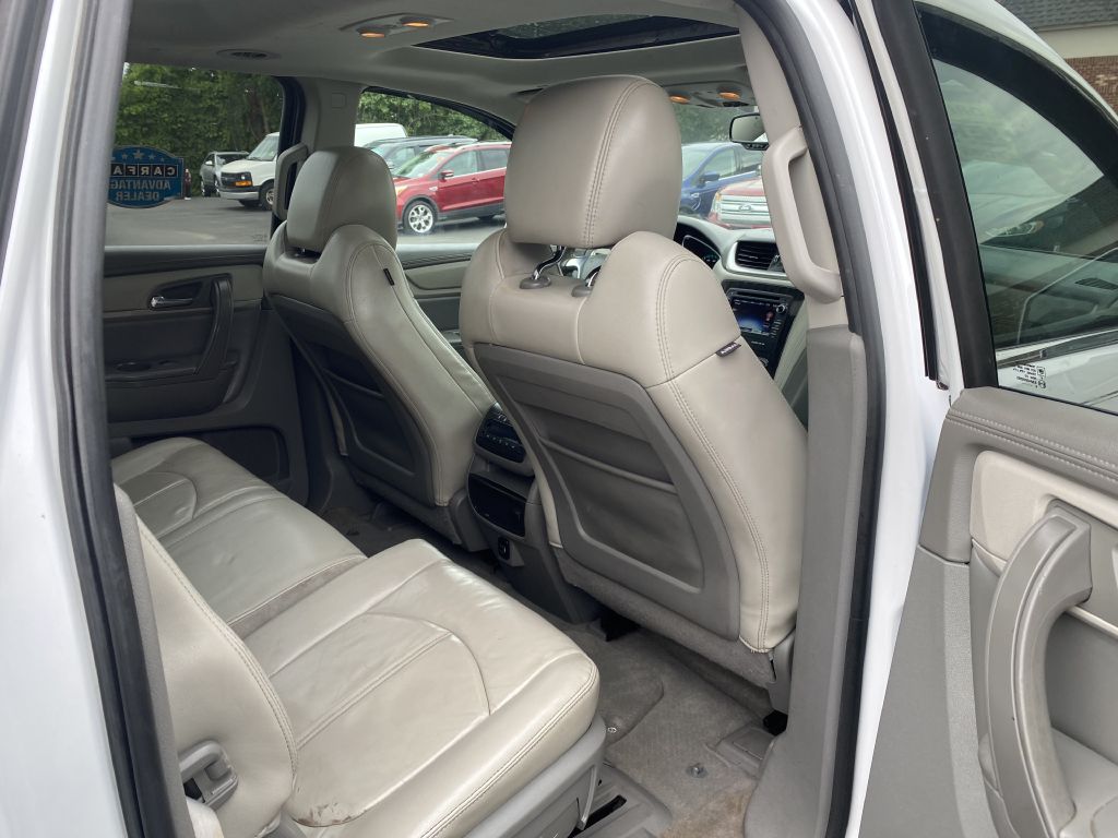 Photo 18 of this CHEVROLET TRAVERSE
