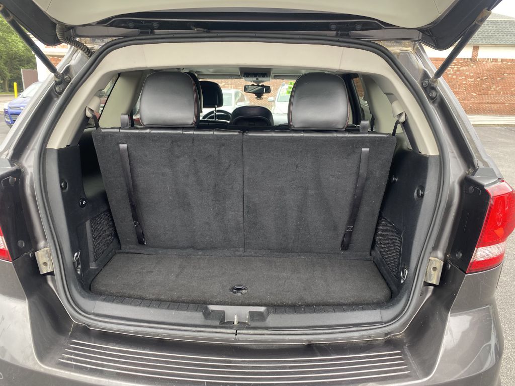 Photo 17 of this DODGE JOURNEY