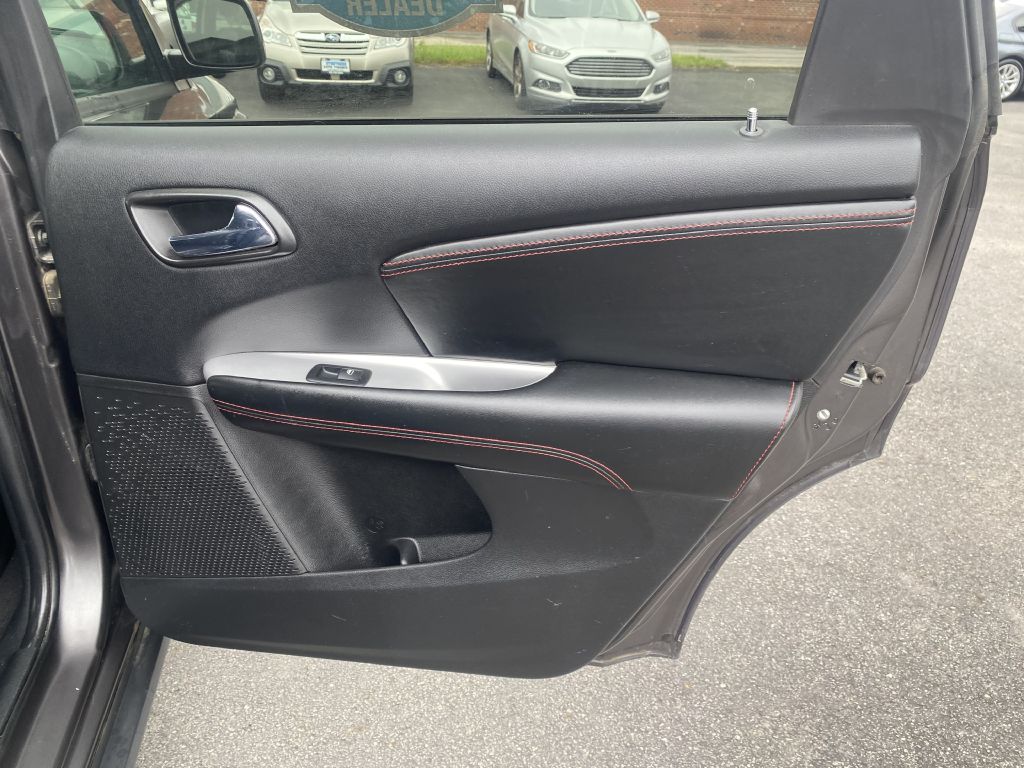 Photo 23 of this DODGE JOURNEY