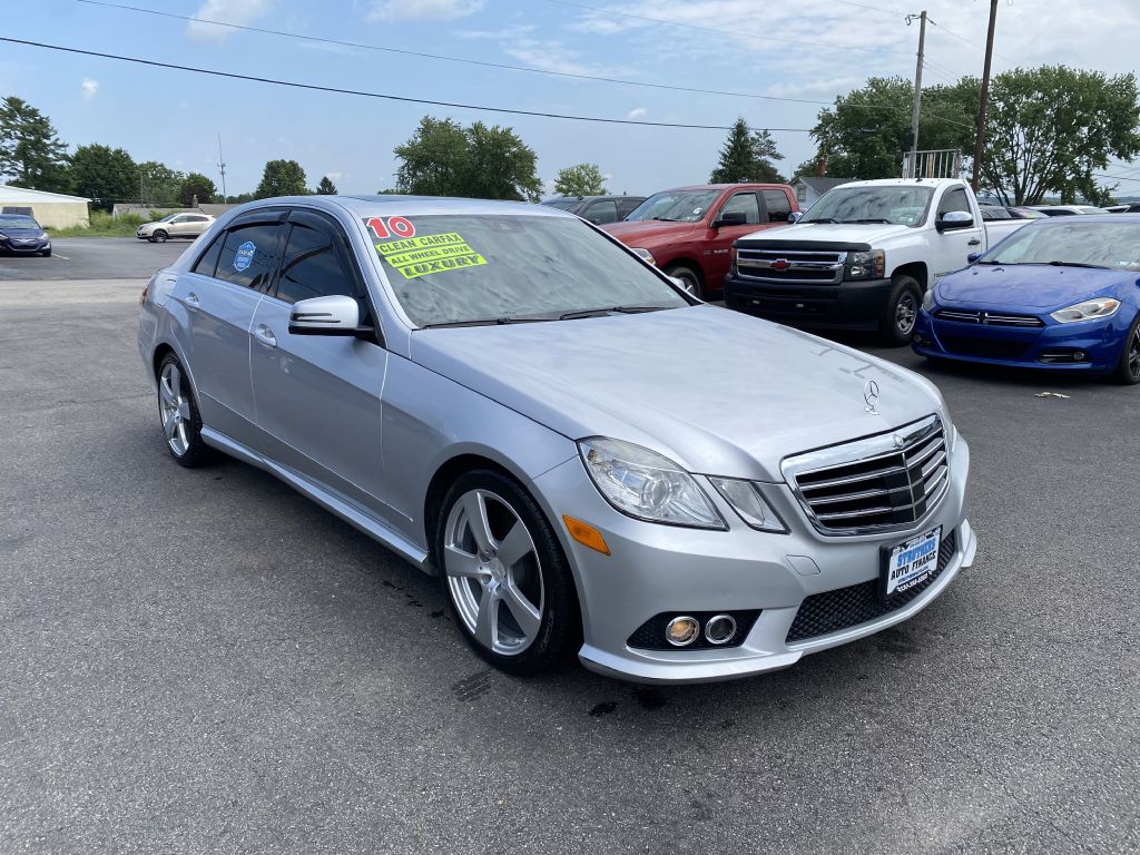 Photo 3 of this MERCEDES-BENZ E-CLASS