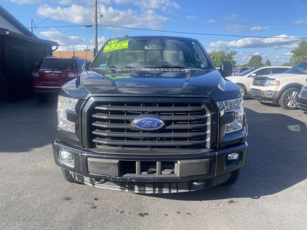 Photo 2 of this FORD F150