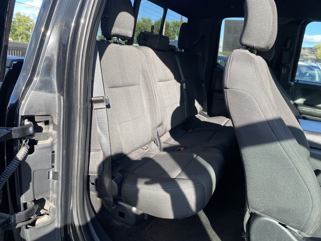 Photo 16 of this FORD F150